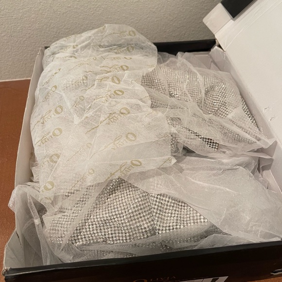 Crystal Rhinestone Embellished Slouch Boots New with Defeats - Picture 13 of 14